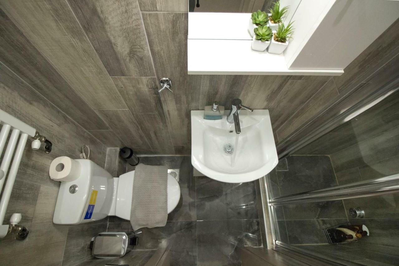 Flow - White Tower Two Bedroom Suite سالونيك المظهر الخارجي الصورة